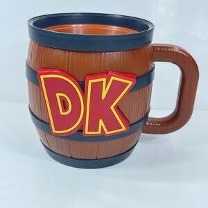 Universal Studios Super Nintendo World Donkey Kong Country DK Barrel Mugs Epic